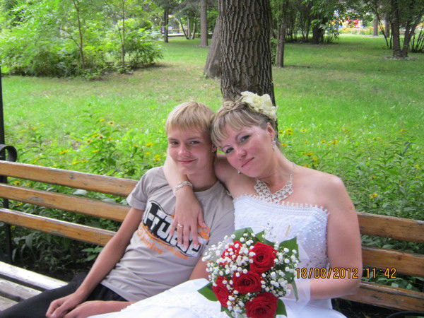 Елена Левченко