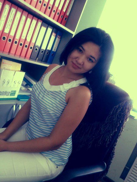 Лола Султановна