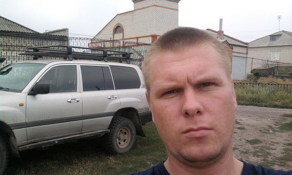 Максим Ежков