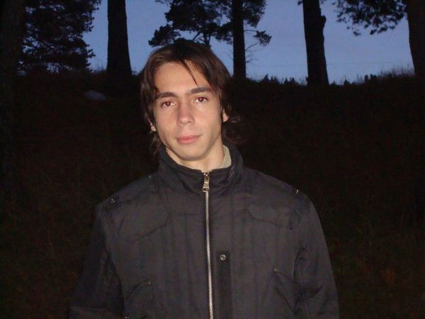 Данис Нухов