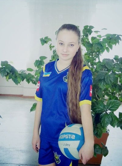 Аня Геналюк