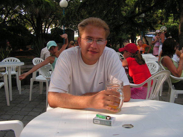 Анатолий Романов