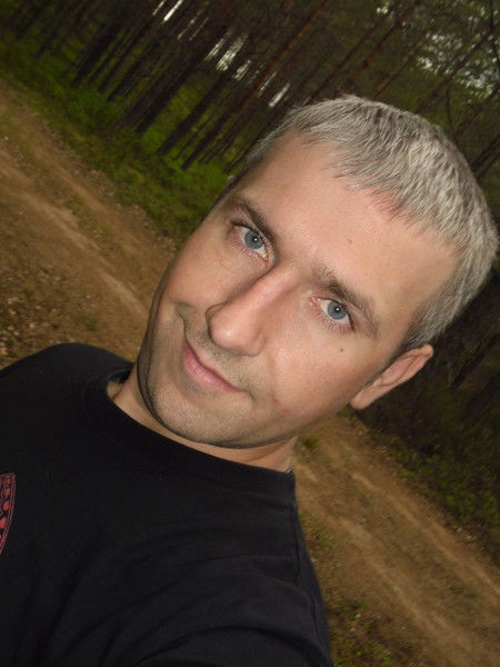 Дмитрий Карлов