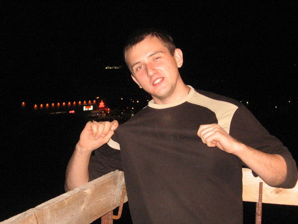 Виталий Наруть