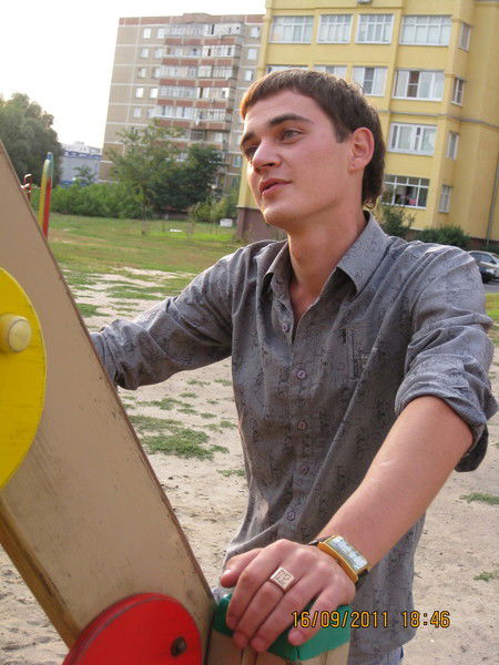 Павел Ладин