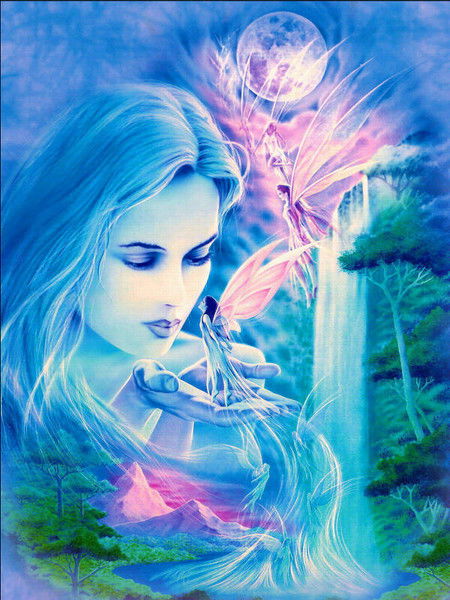 Алина Тыныстанова