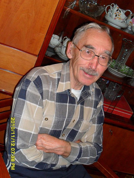 Дмитрий Степанов