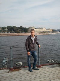 Саша Иванов