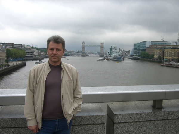 Неизвестно Неизвестно