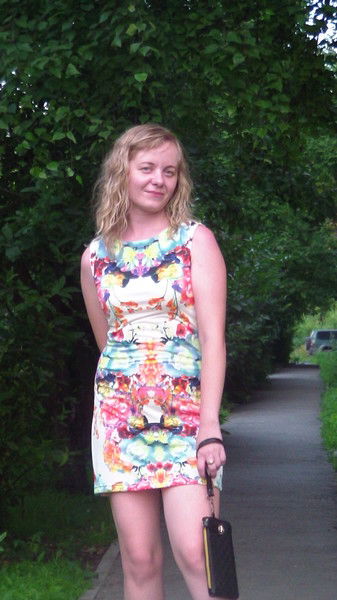 Анна Волгина