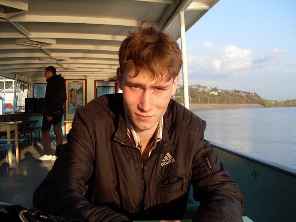 Дмитрий Нелюбин