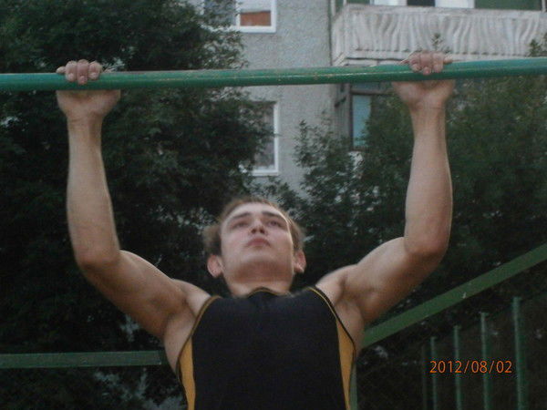 Антон Березуцкий