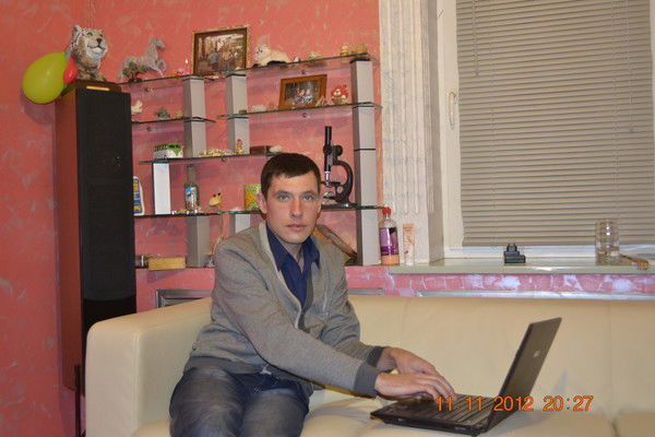 Игорь Холодов