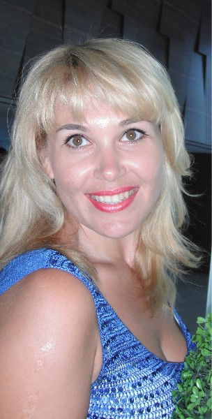 Елена Головкова