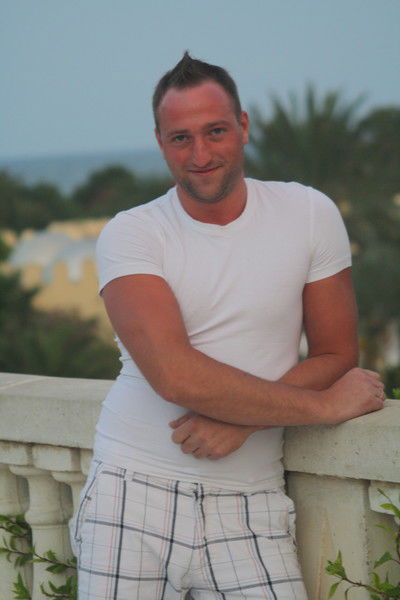 Максим Бегунов