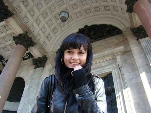 Яна Легоньких