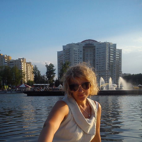 Лариса Абрамович