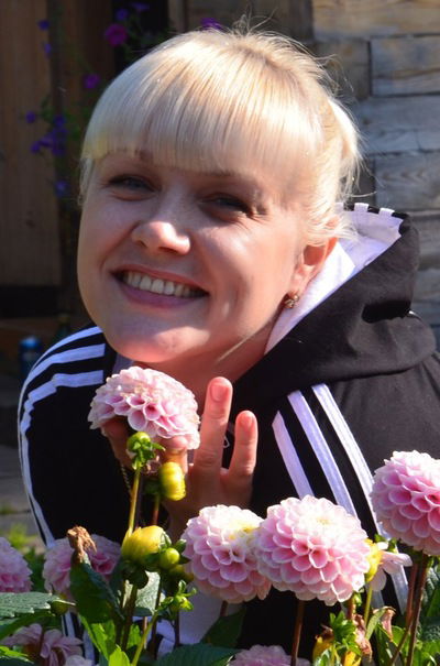 Анна Шеронова