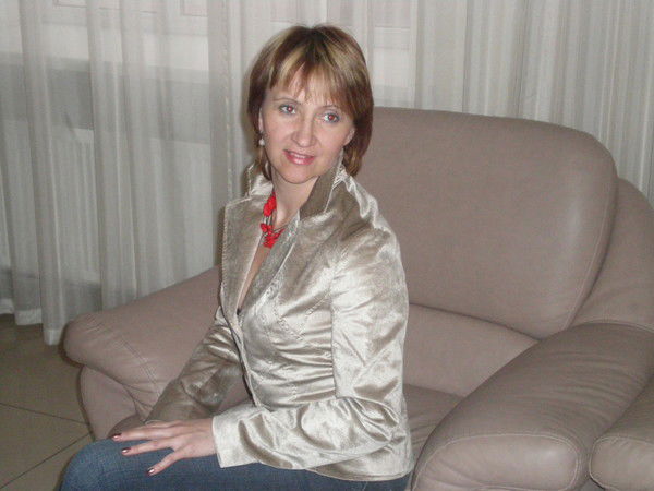 Лариса Попова