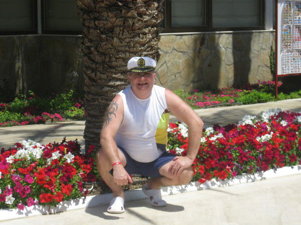 Олег Антропов