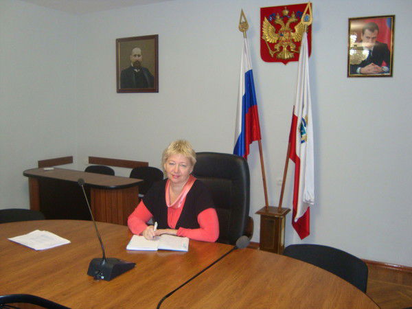 Лариса Юхнова