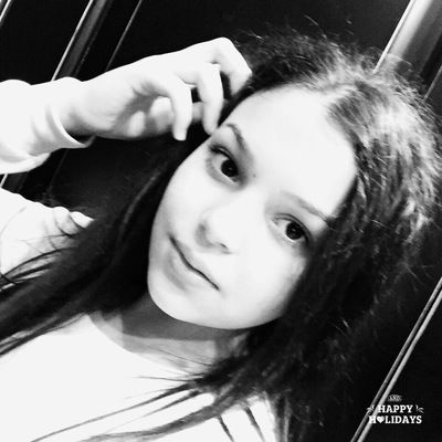 Анютка Горлова