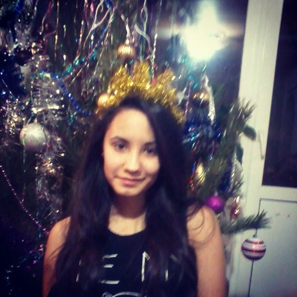 Вику$Ик Халмуратова