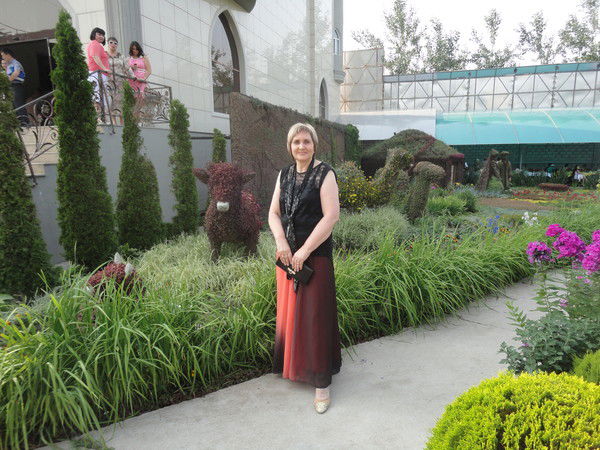 Любовь Андрющенко