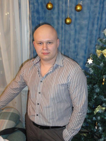 Илья Нигриенко