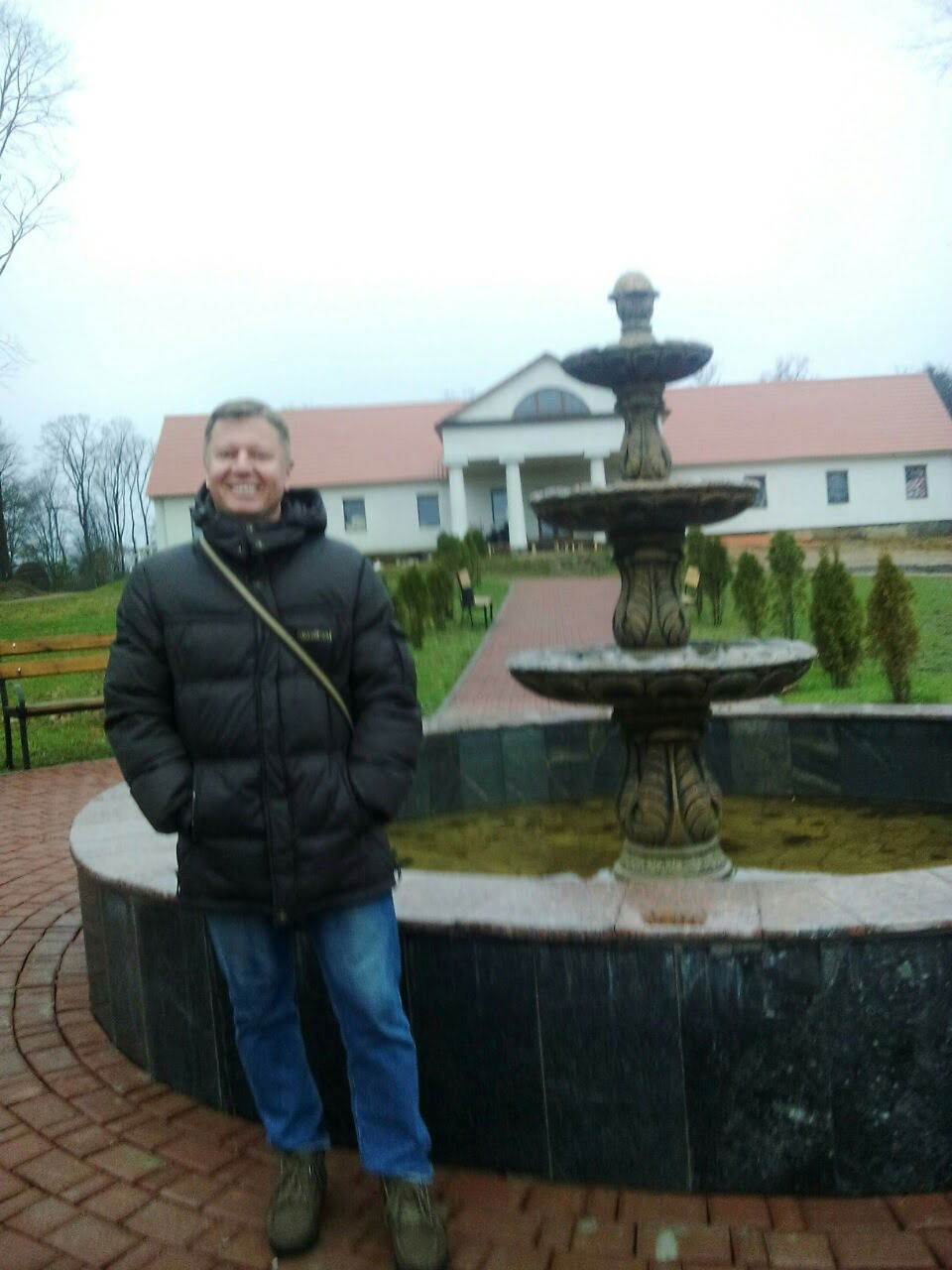 Александр Леонов