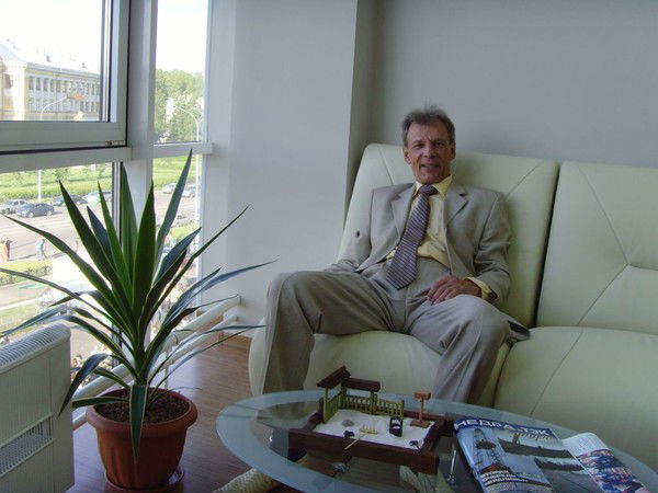 Олег Лихачёв