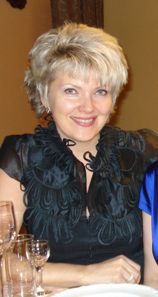 Елена Яркова