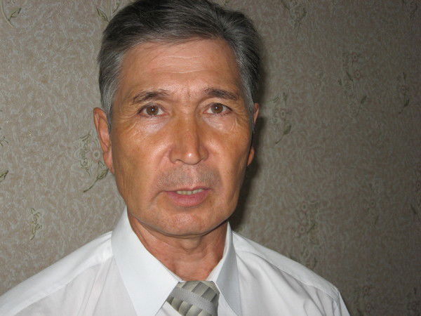 Жоламбек Ахметов