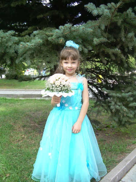 Лера Зюзина