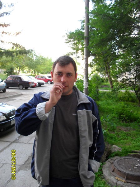 Владимир Константинов