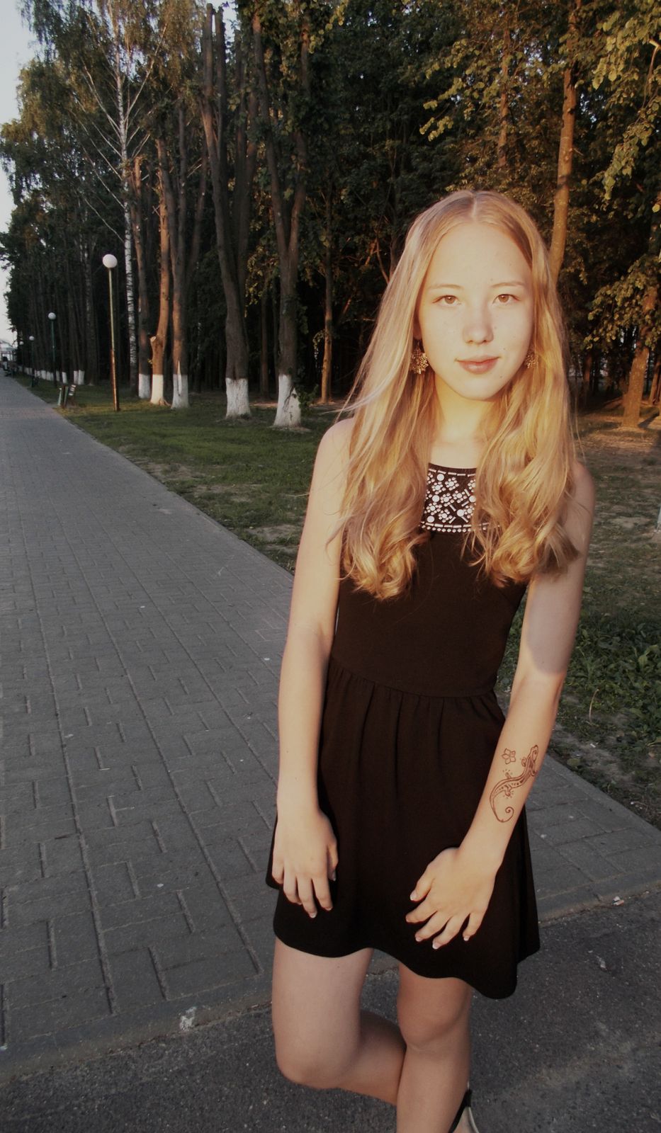 Юлька Саксонова