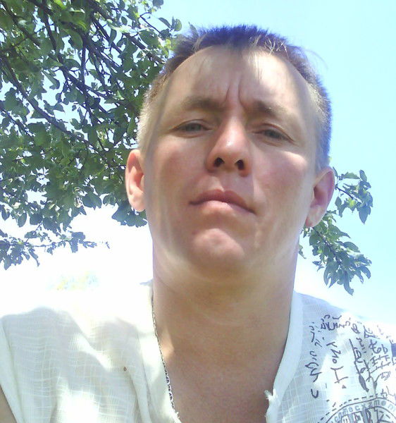 Виктор Иванов