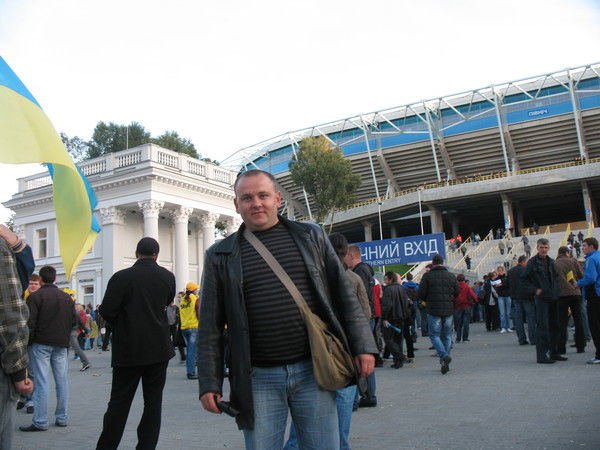 Иван Иванов