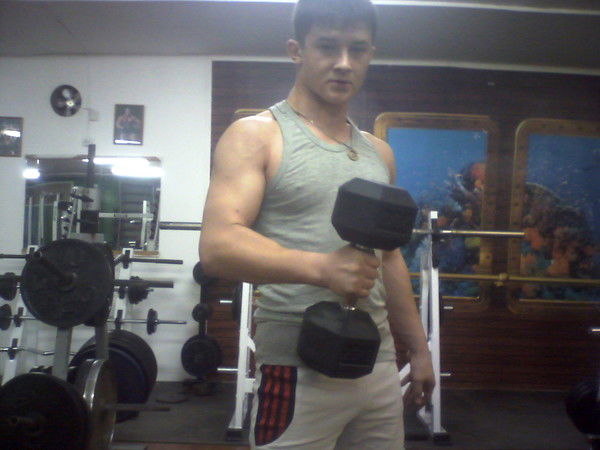 Николай Колесников