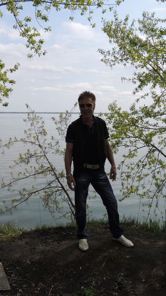 Владимир Комиссаров