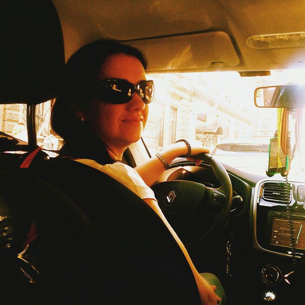 Александра Сливарь