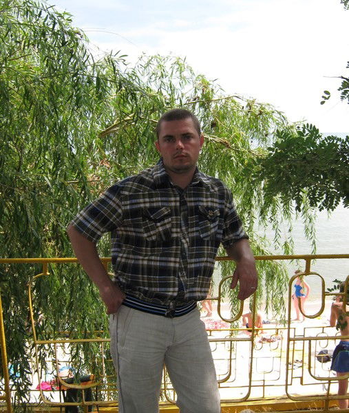 Андрей Голубенко