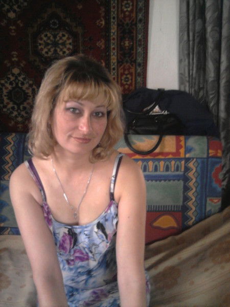 Валюша Хлопунова