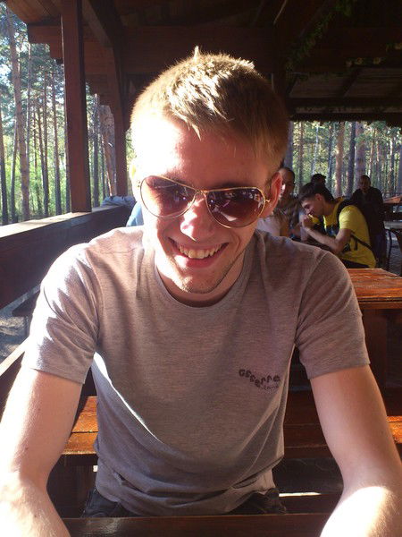 Виктор Кущев