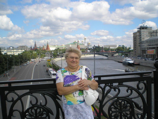 Светлана Попова