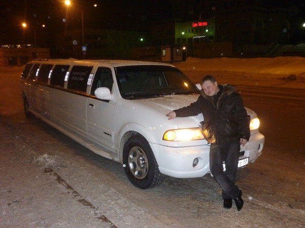 Максим Дуничев