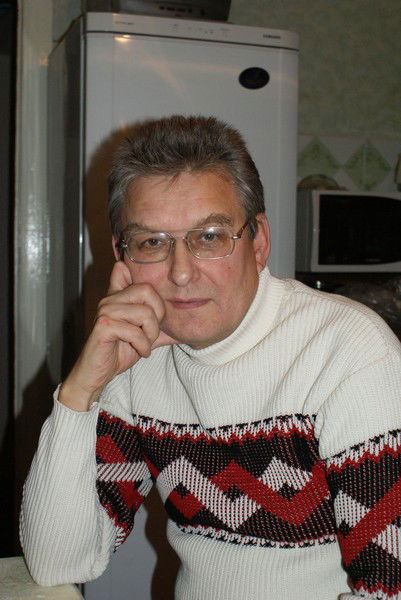 Николай Молостов