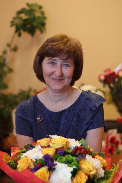 Елена Лукинская