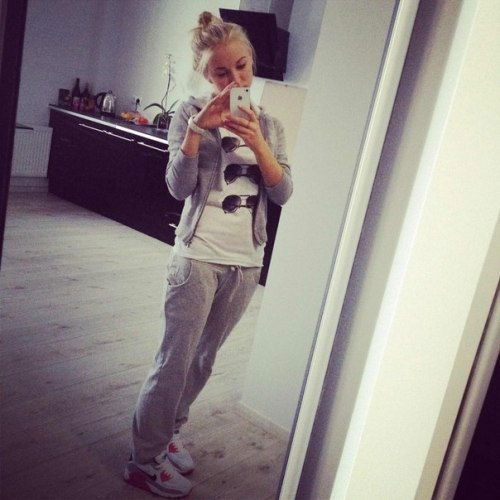 ***кариночка ***