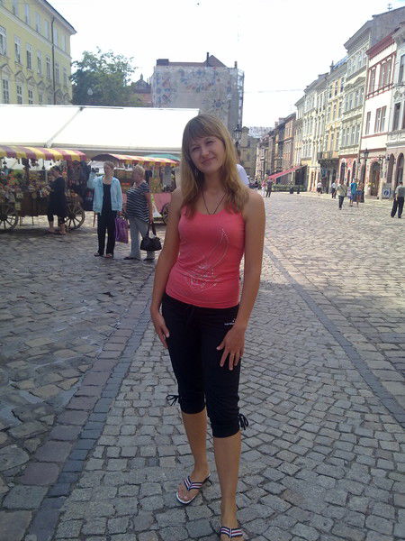 Оксана Оксі